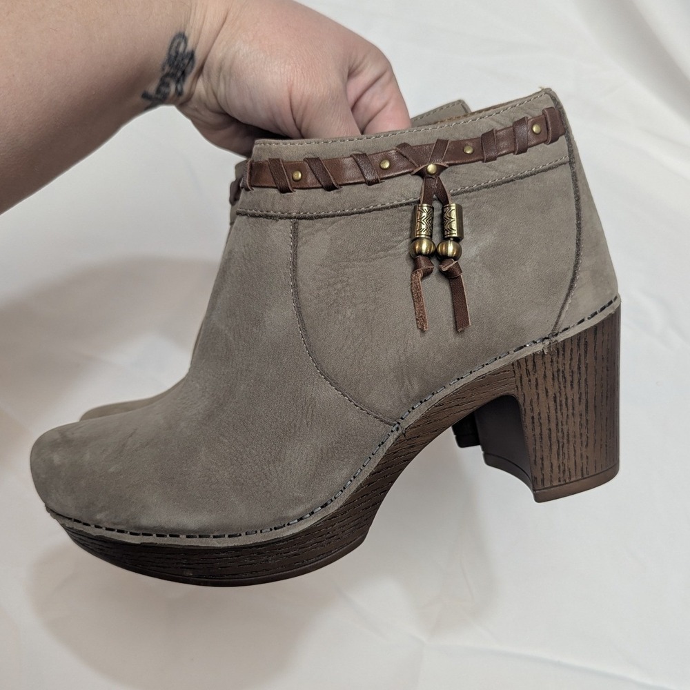 Dansko Maria Ankle Boots 37 Taupe Nubuck Braided Leather Trim Clog Heel 6.5 7